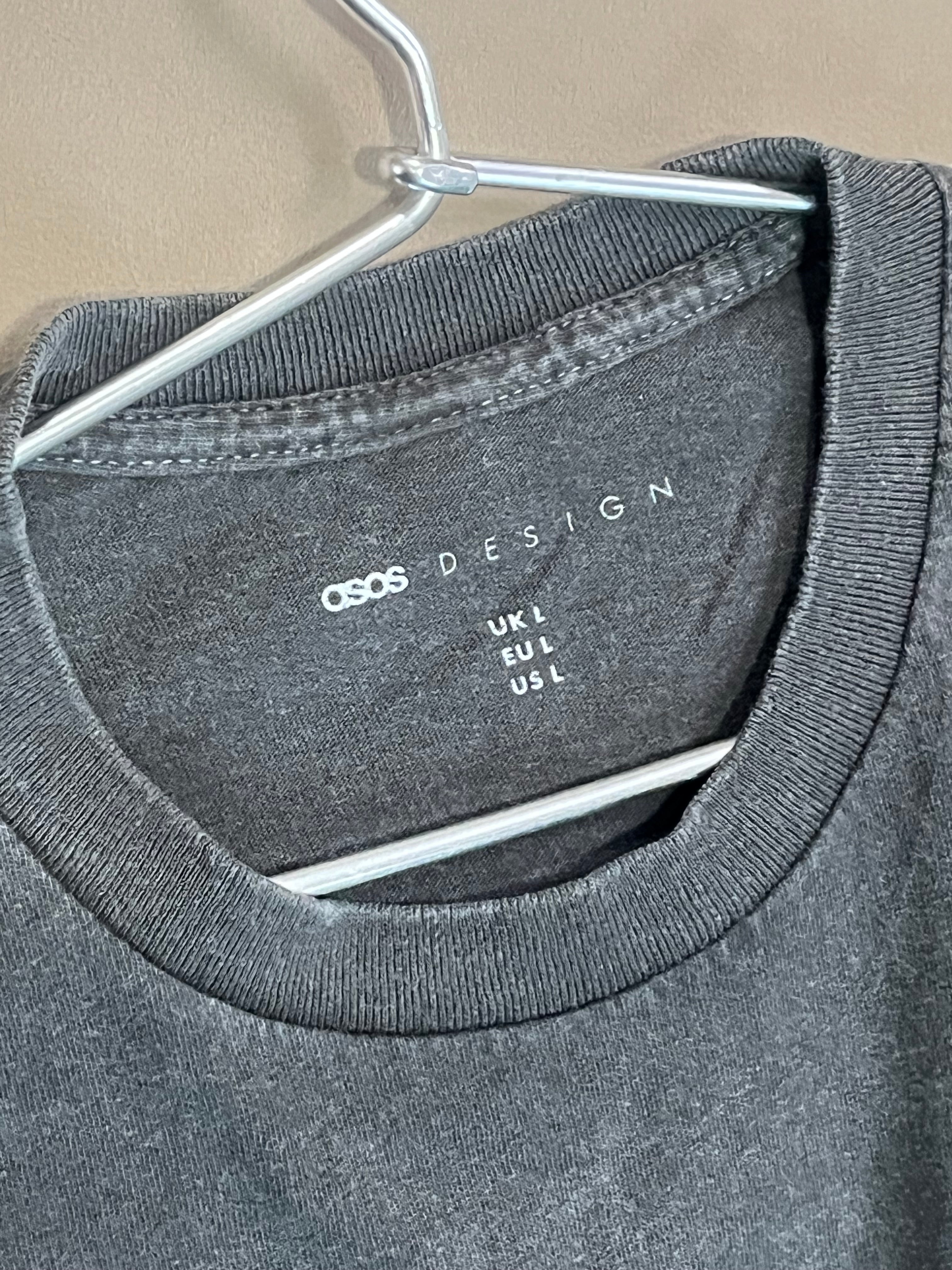 ASOS T-Shirt (large)
